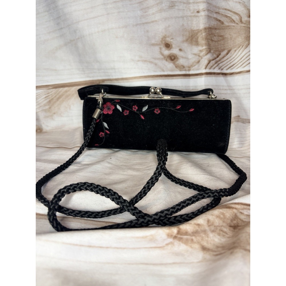 Vintage Black Belvet Barrel Eveningโ Bag Purse Pink Floral Embroidery Kiss Lock